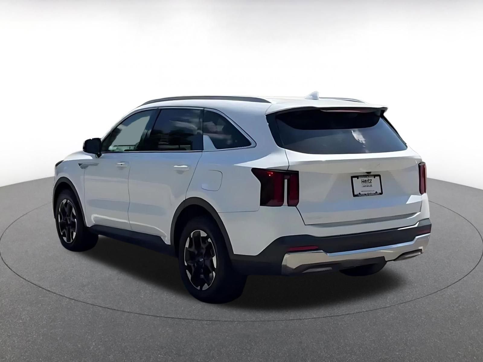 Thumbnail: 2024 Kia Sorento - 11
