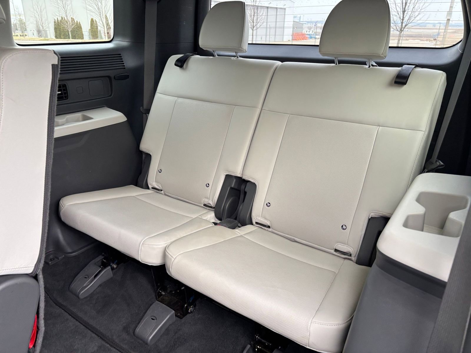 Thumbnail: 2025 Hyundai Santa Fe - 31