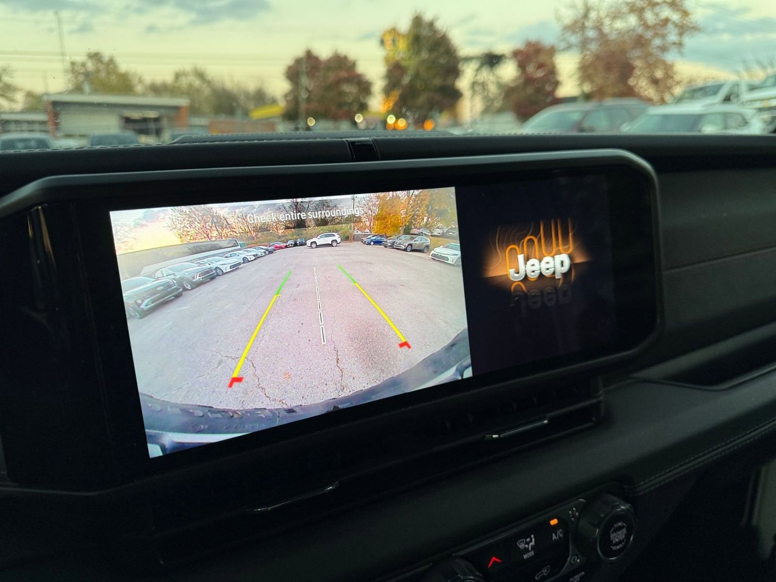 Thumbnail: 2025 Jeep Wrangler - 17