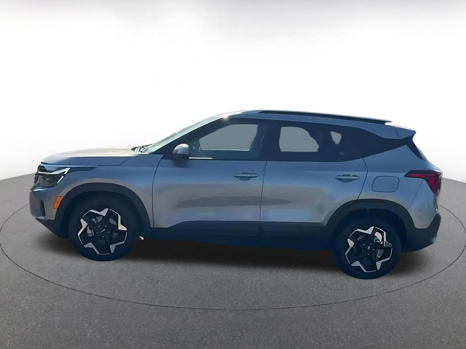 Thumbnail: 2025 Kia Seltos - 9