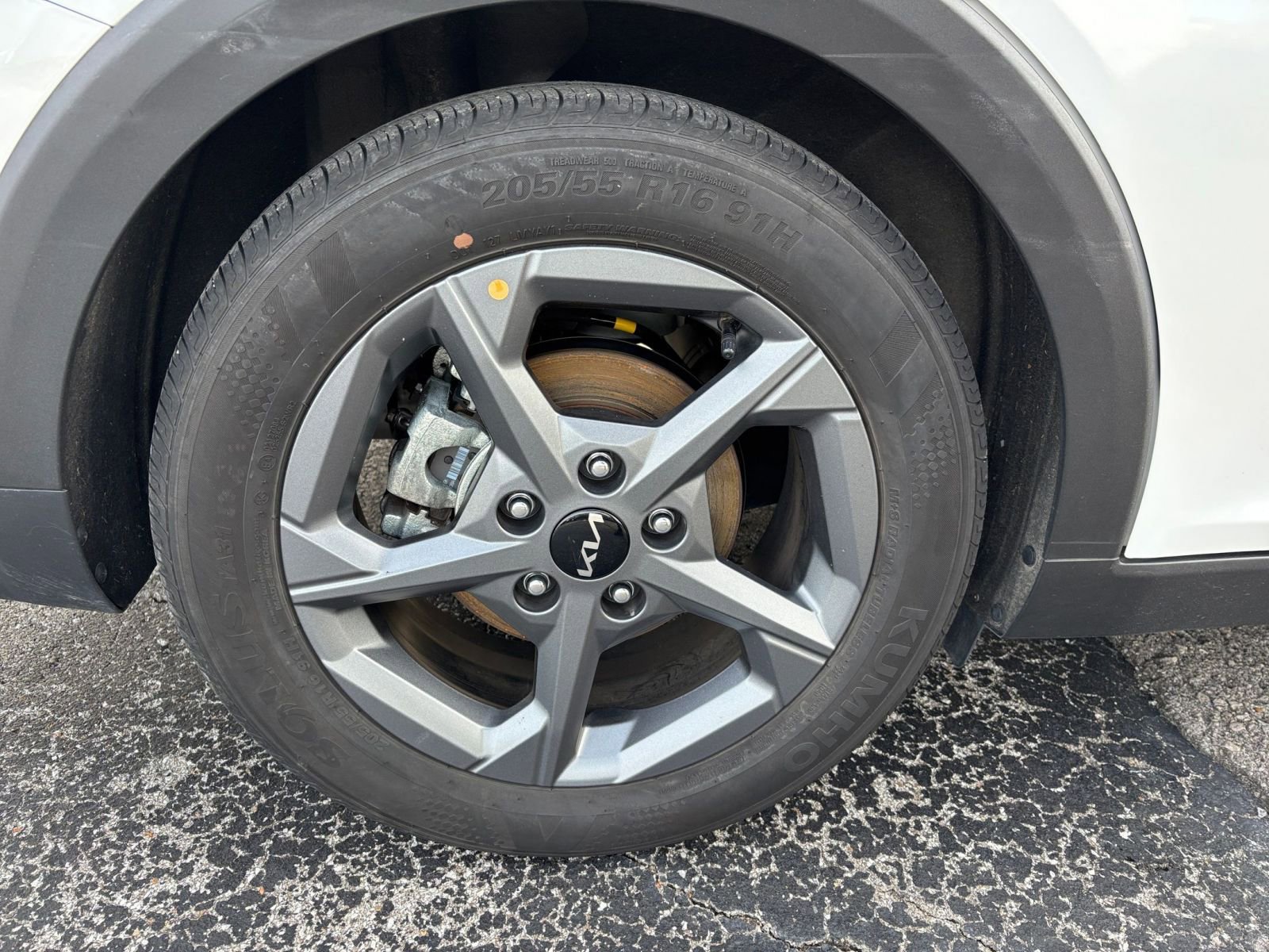 Thumbnail: 2025 Kia K4 - 28