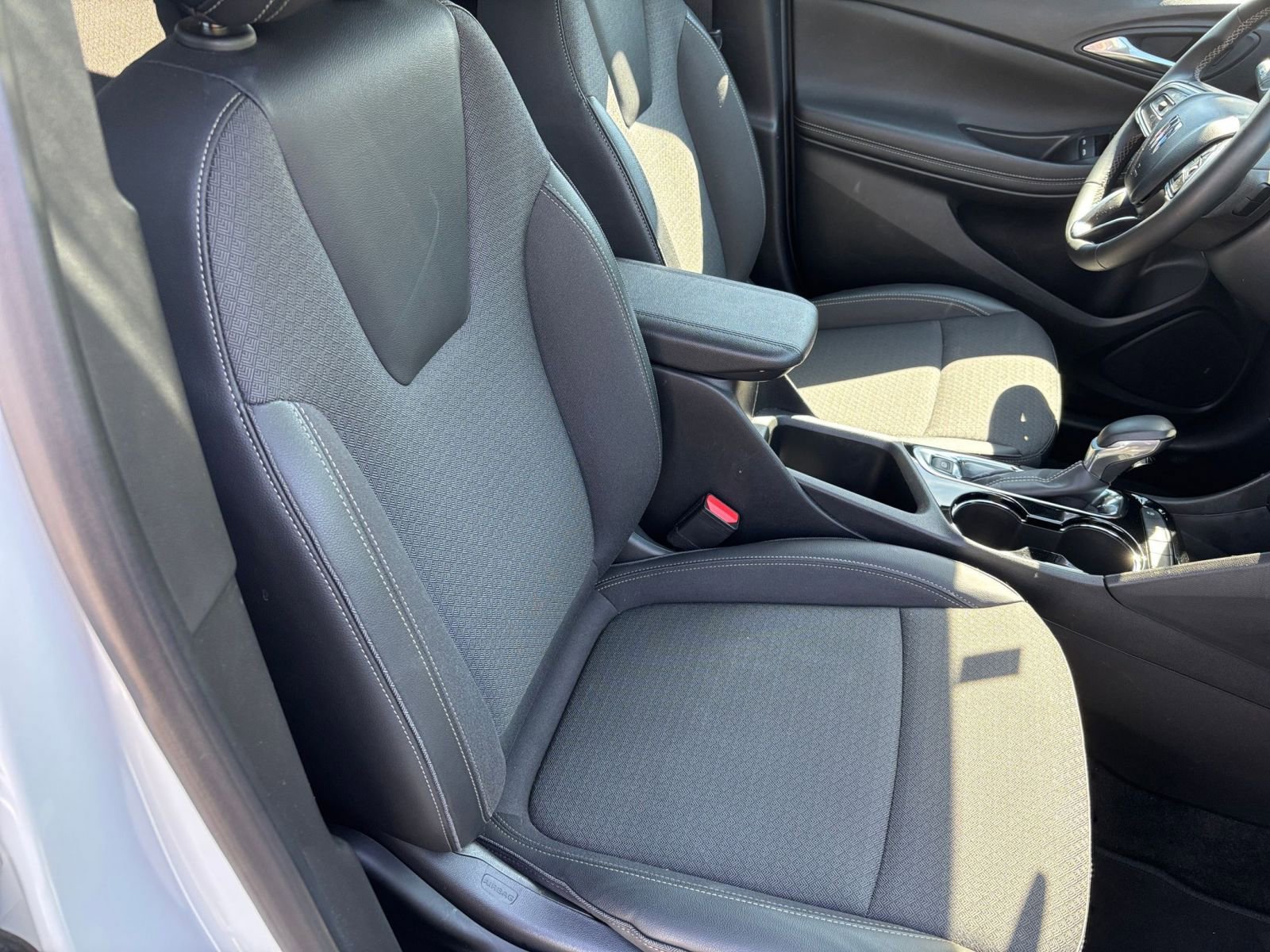 Thumbnail: 2025 Buick Encore GX - 35