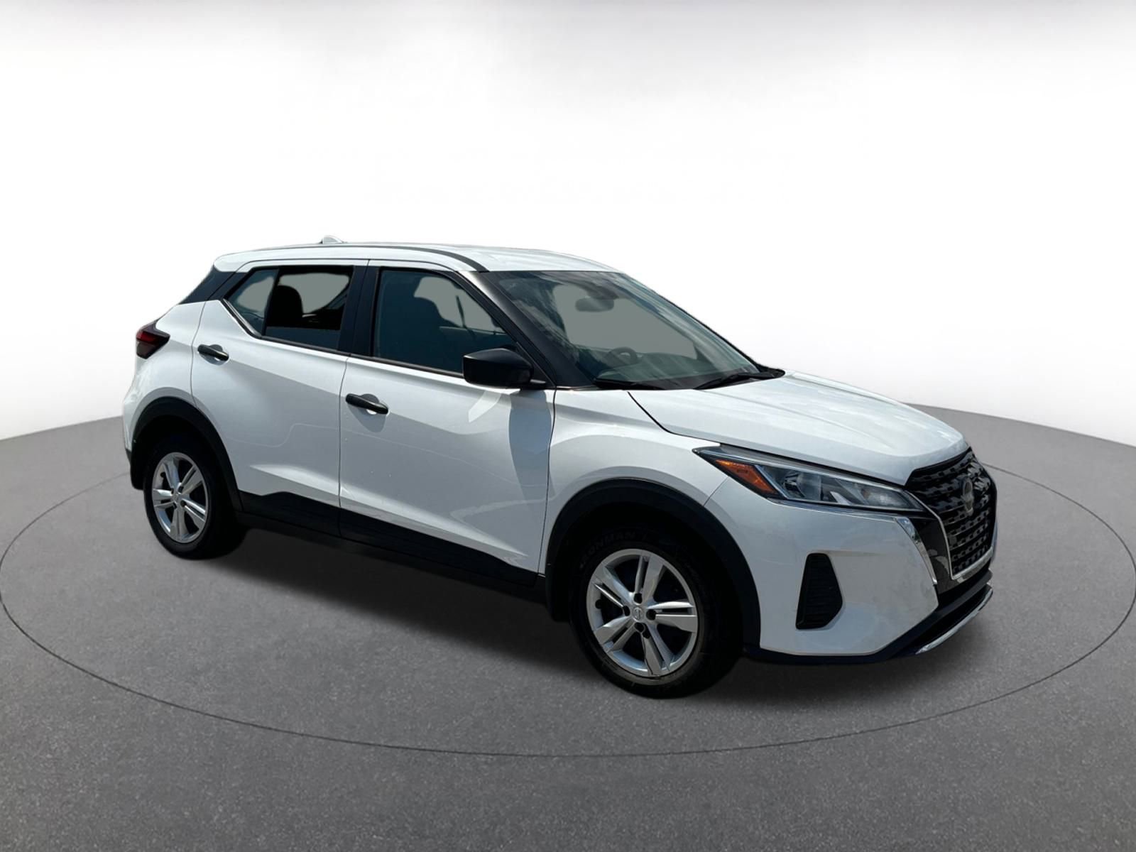 2024 Nissan Kicks