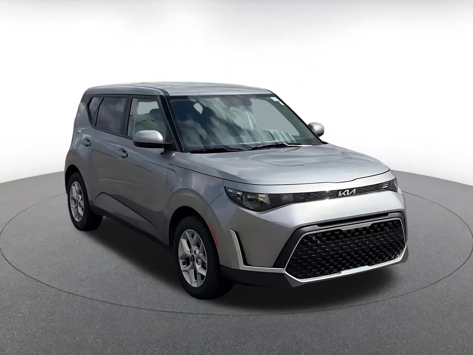 Thumbnail: 2025 Kia Soul - 3