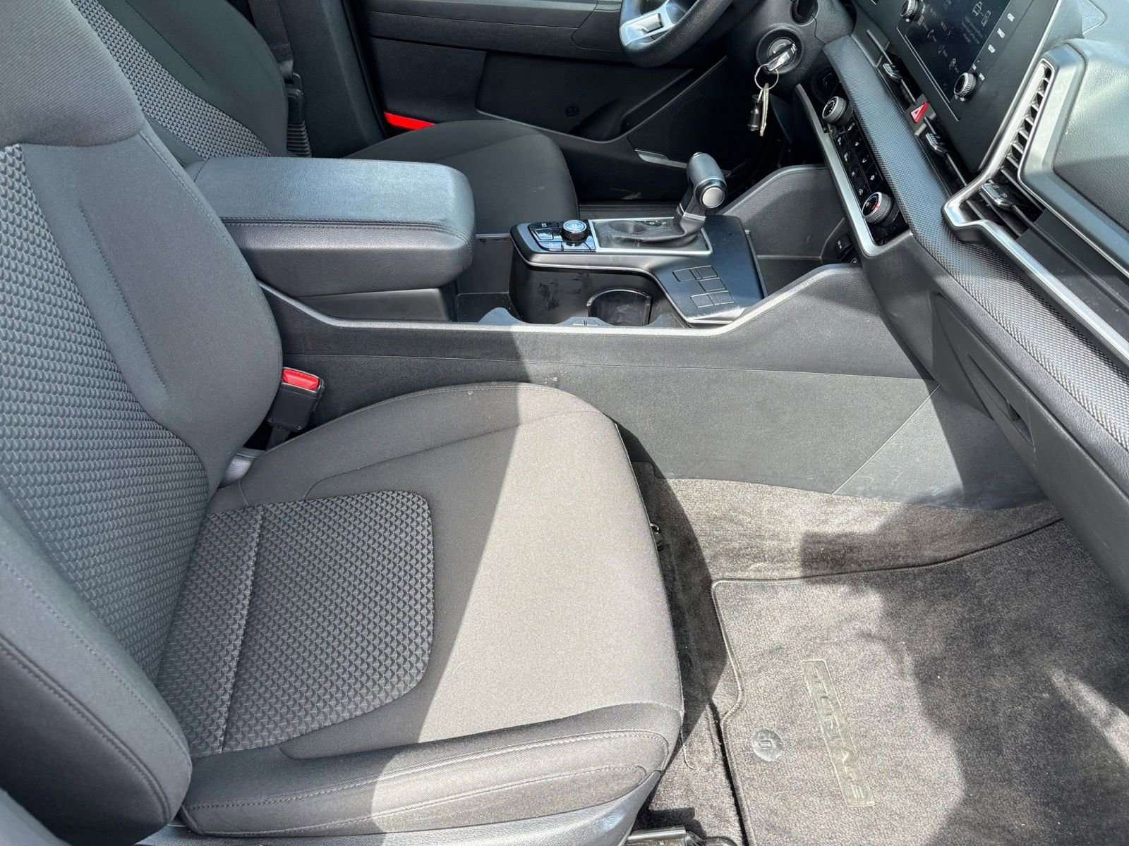 Thumbnail: 2025 Kia Sportage - 35