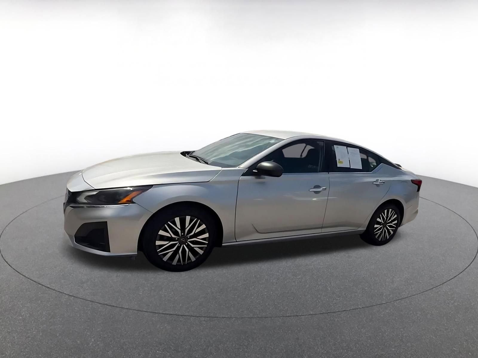 Thumbnail: 2024 Nissan Altima - 8