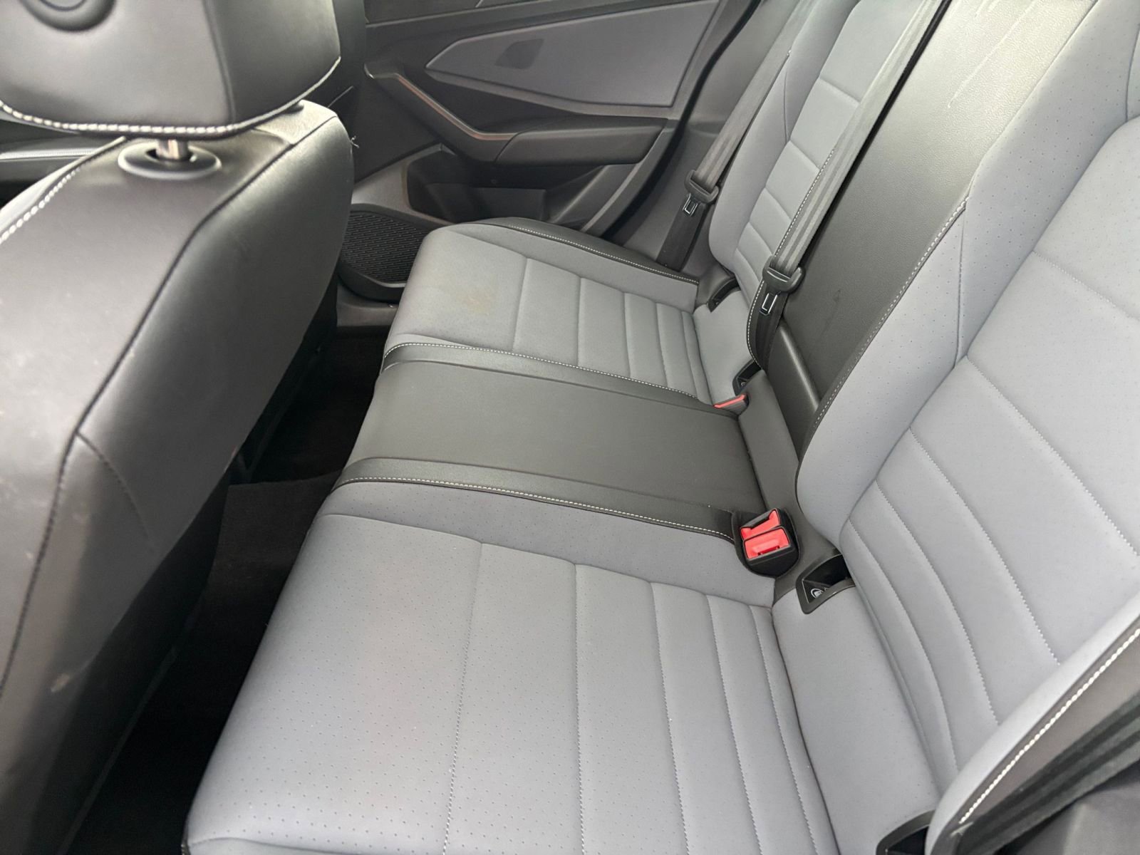 Thumbnail: 2025 Volkswagen Jetta - 25