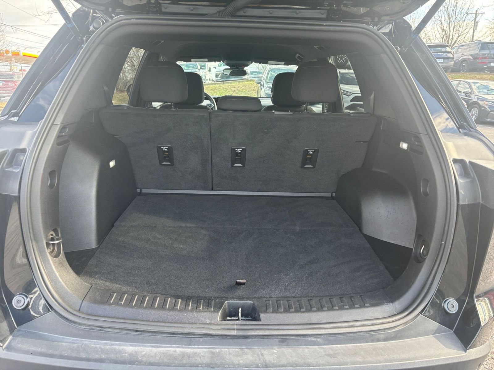 Thumbnail: 2025 Chevrolet Equinox - 30