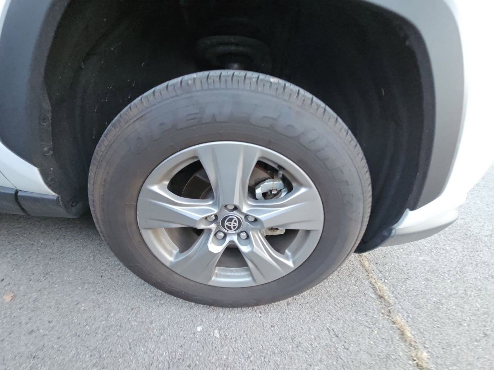 Thumbnail: 2025 Toyota RAV4 - 10