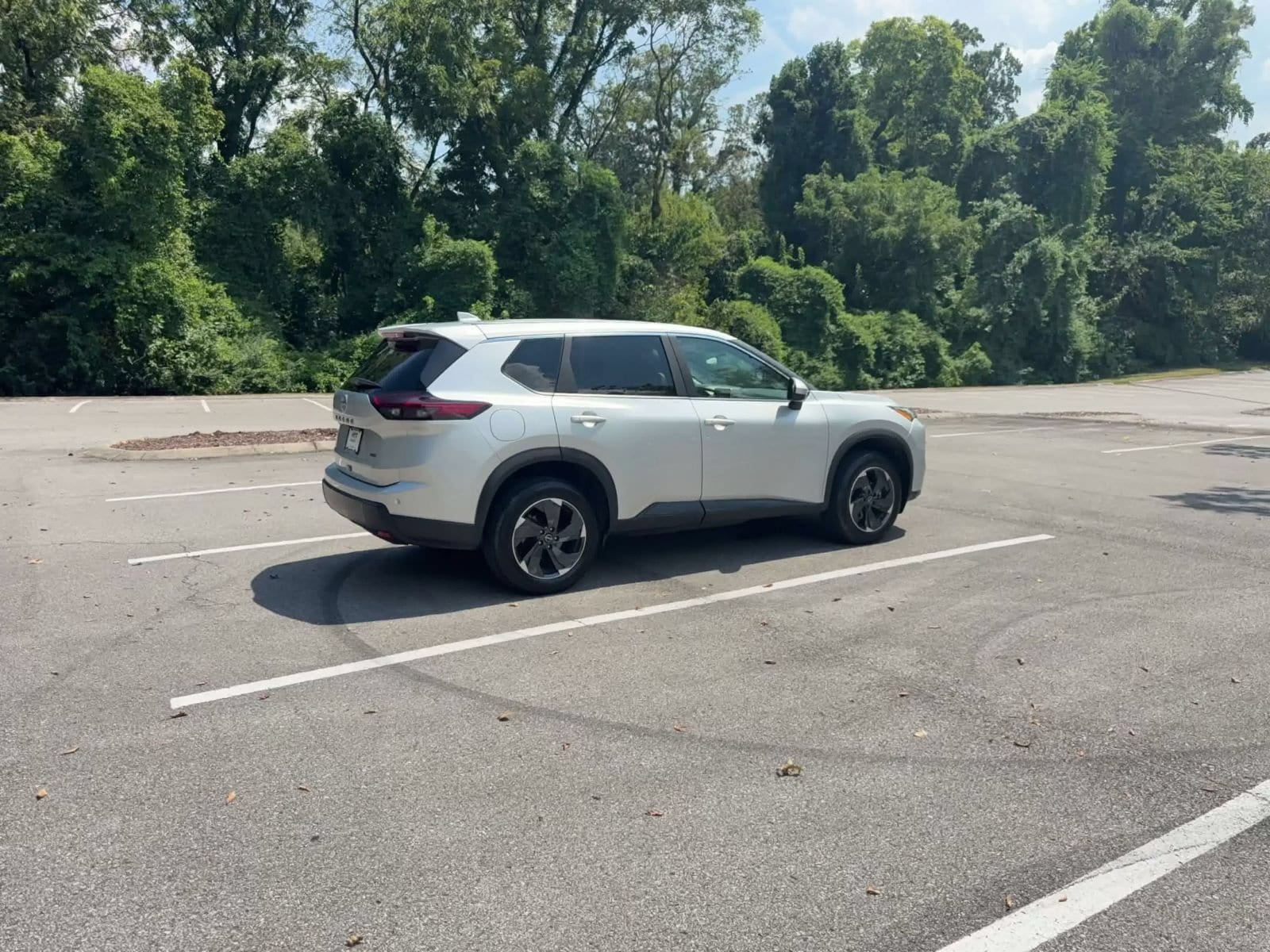 Thumbnail: 2025 Nissan Rogue - 14
