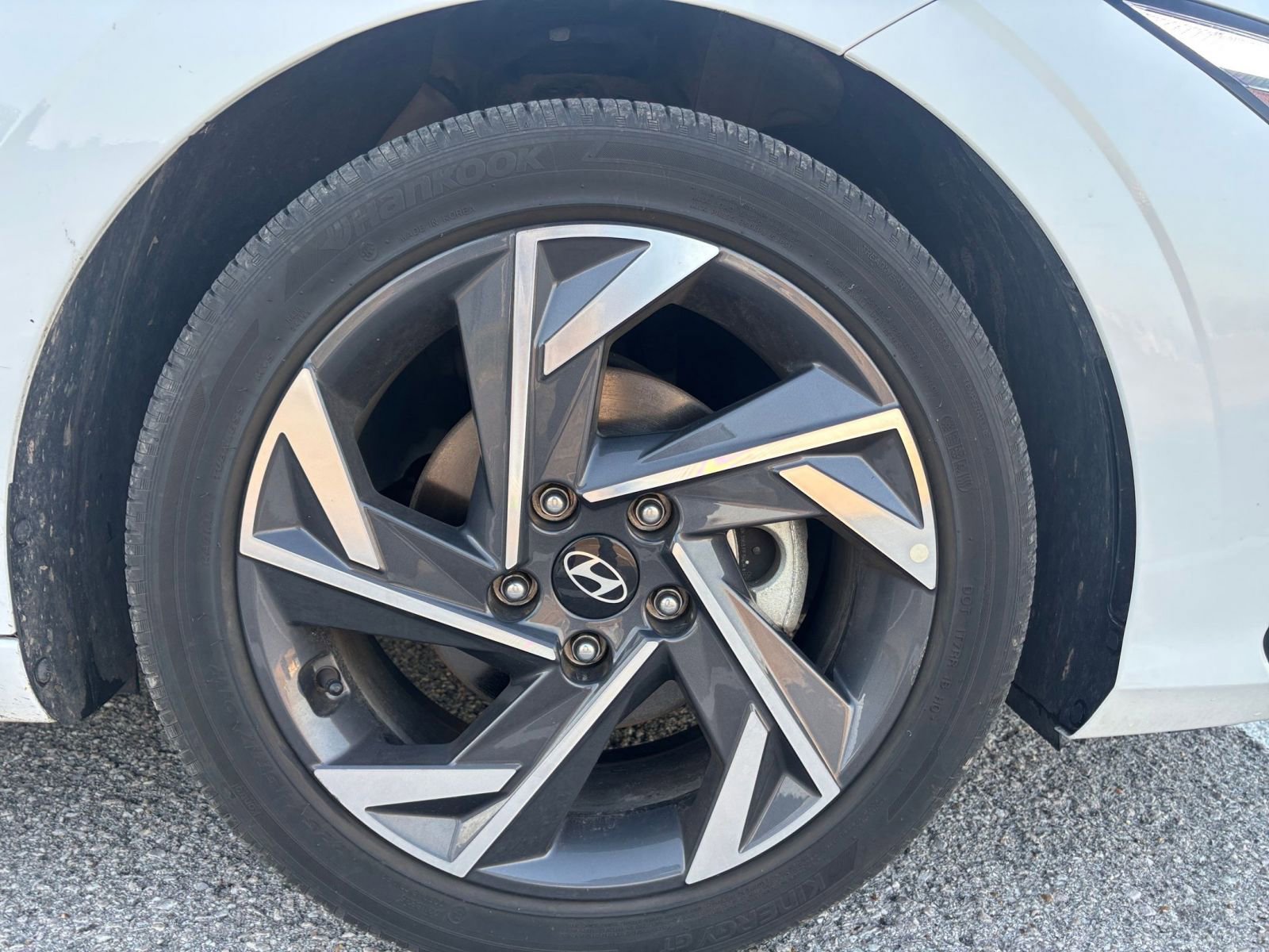 Thumbnail: 2025 Hyundai Elantra - 31