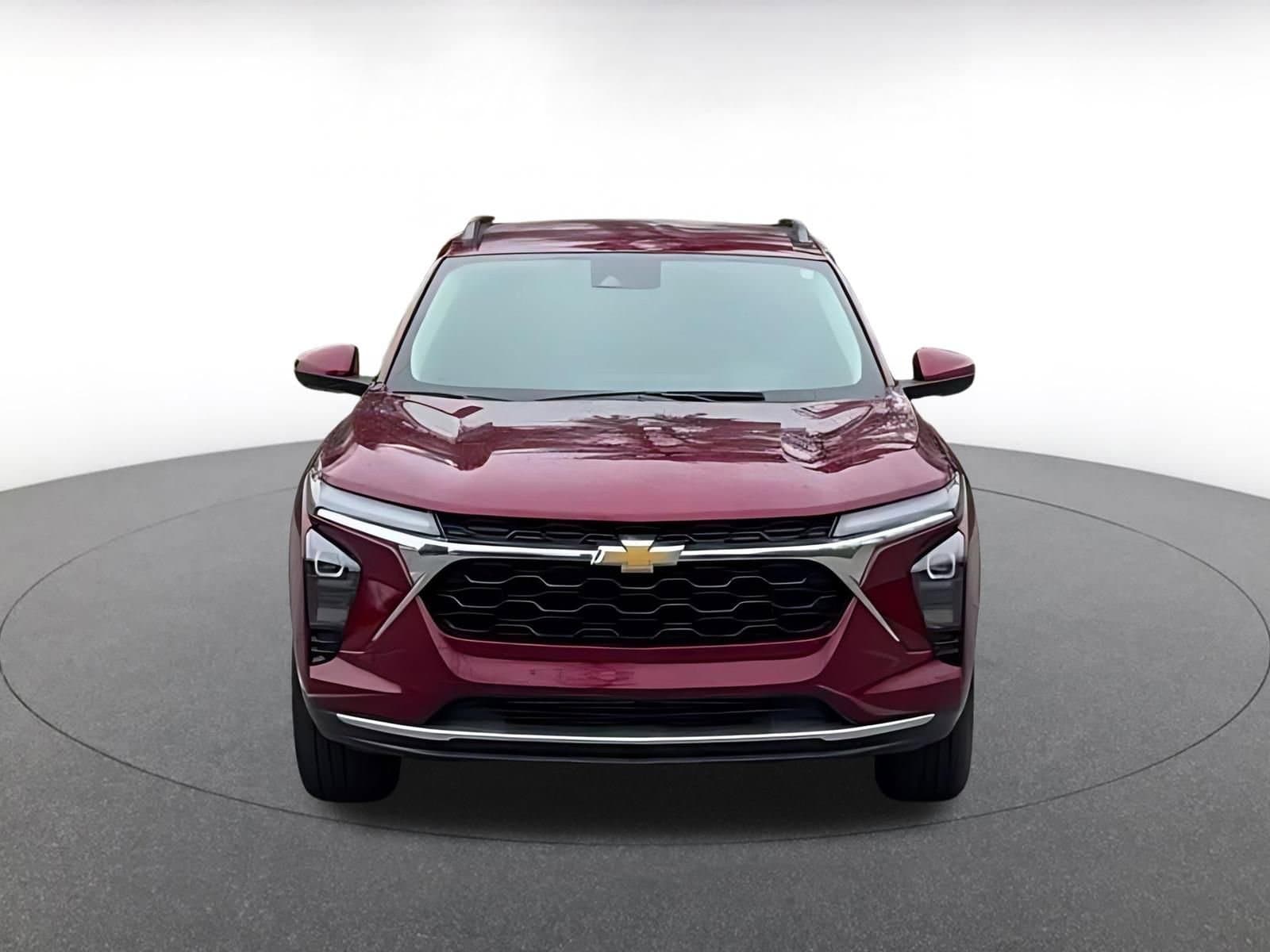 Thumbnail: 2025 Chevrolet Trax - 4