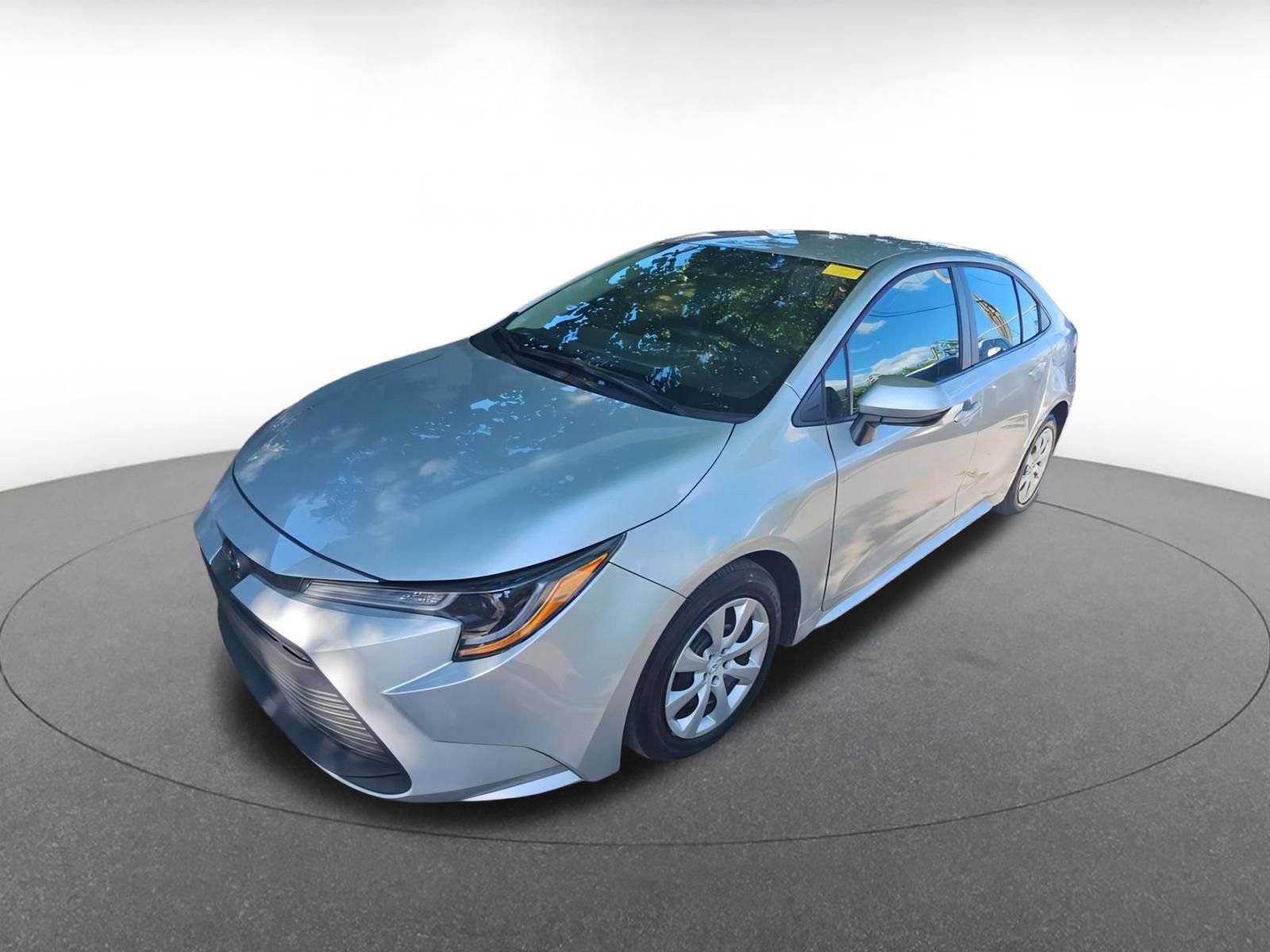 Thumbnail: 2024 Toyota Corolla - 10