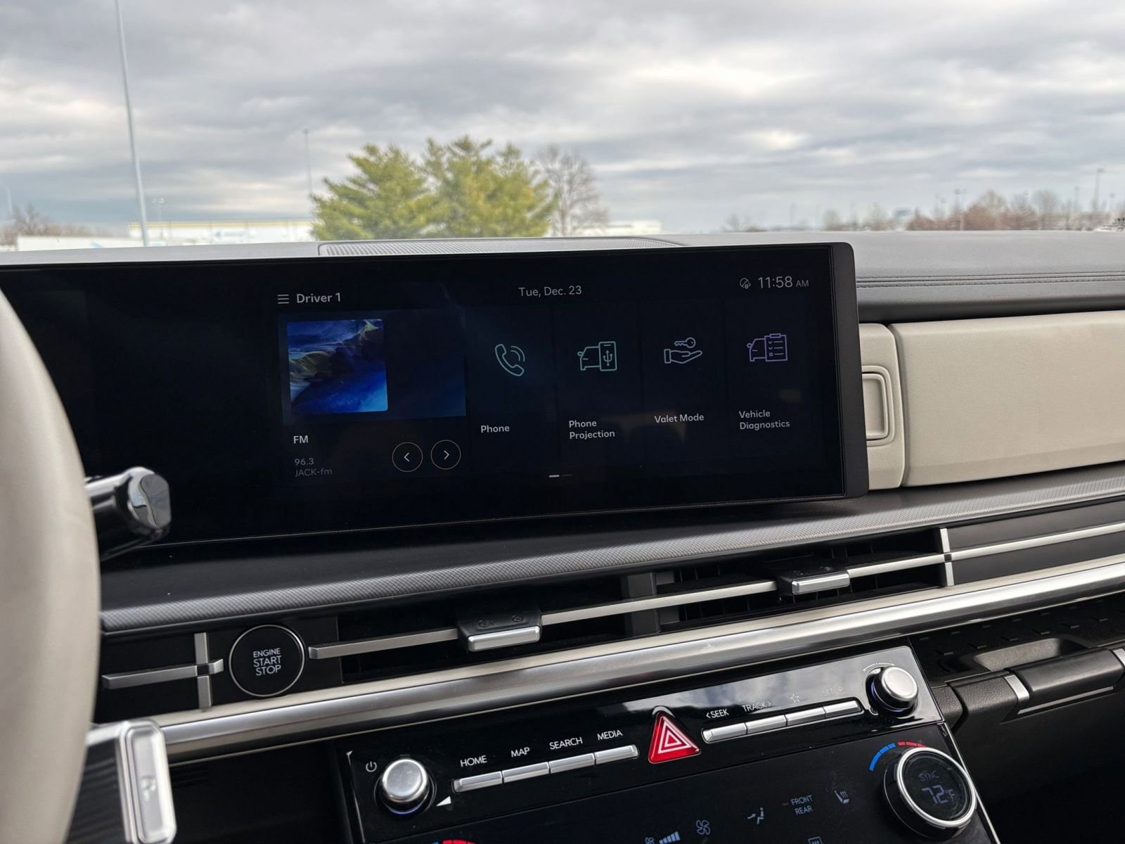 Thumbnail: 2025 Hyundai Santa Fe - 21