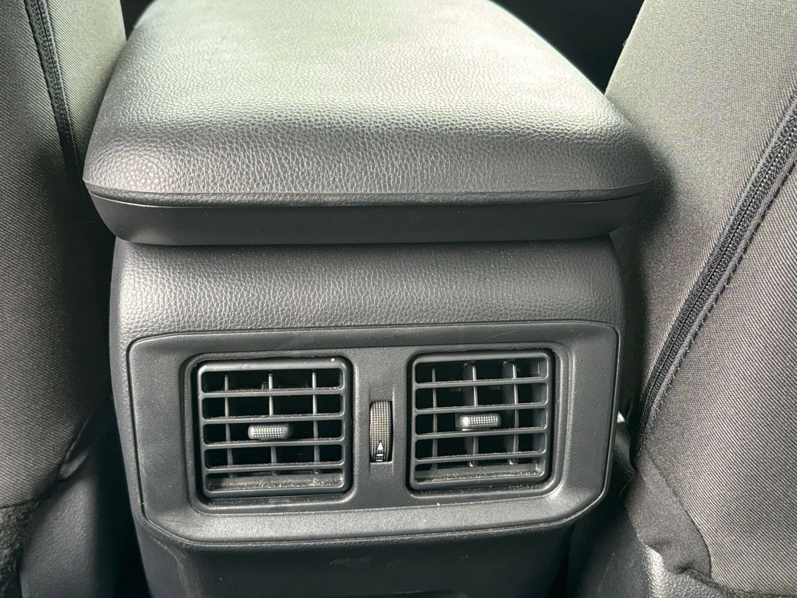 Thumbnail: 2025 Toyota RAV4 - 24