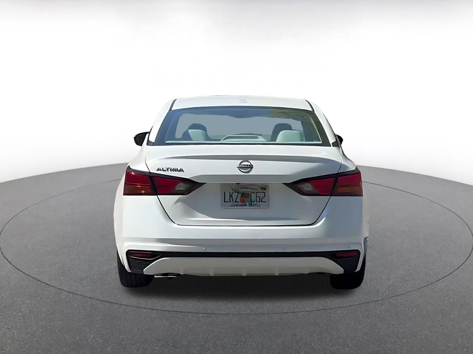 Thumbnail: 2025 Nissan Altima - 12