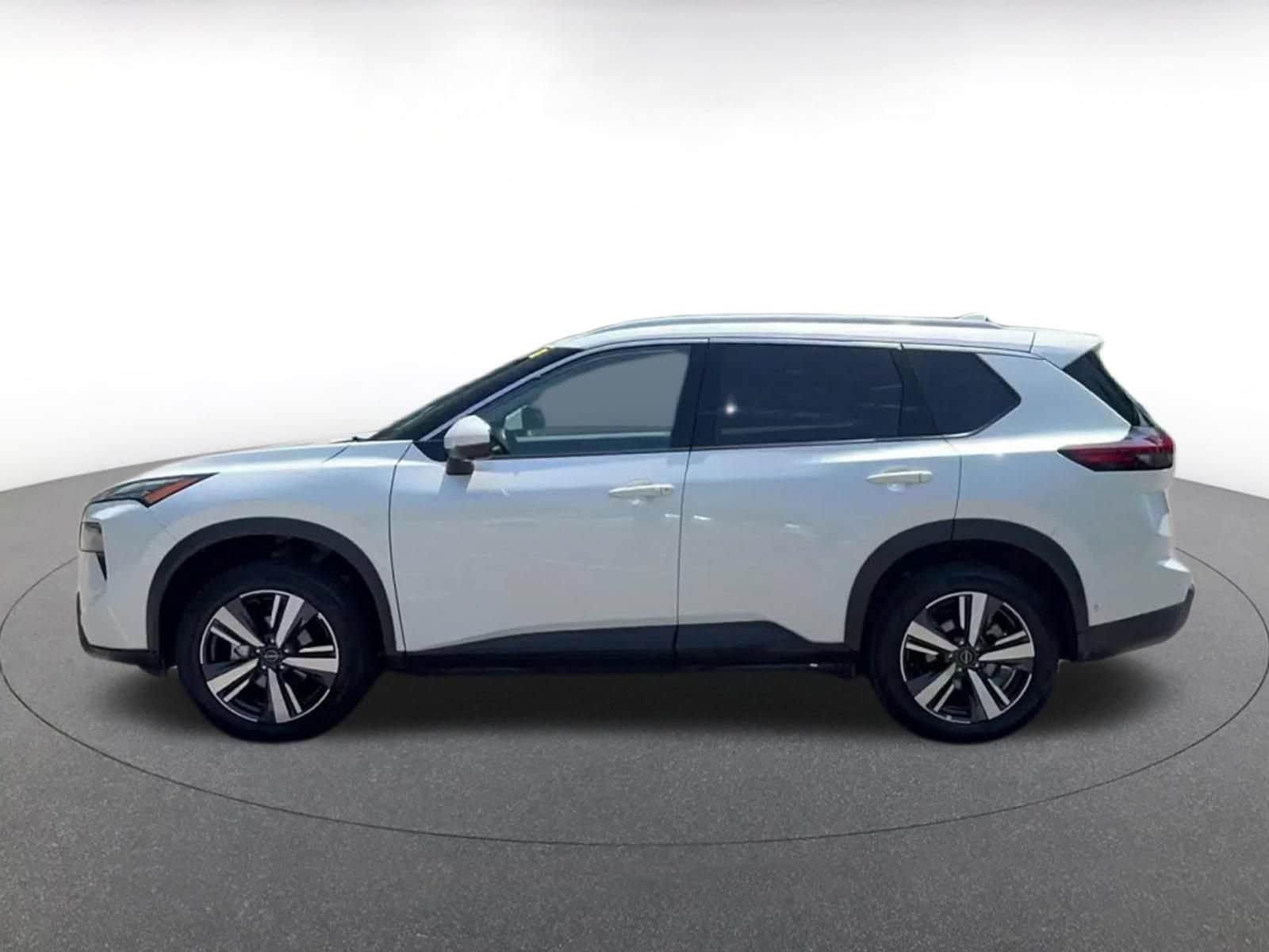 Thumbnail: 2026 Nissan Rogue - 8