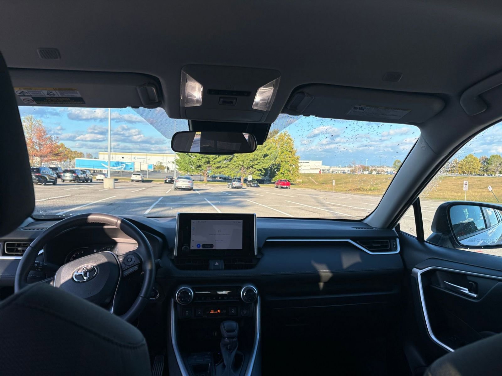 Thumbnail: 2025 Toyota RAV4 - 33