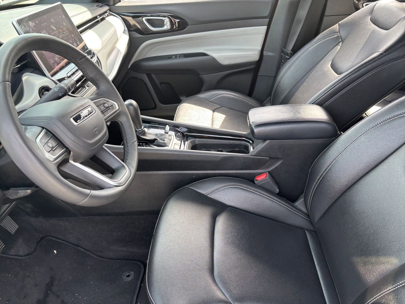 Thumbnail: 2025 Jeep Compass - 28