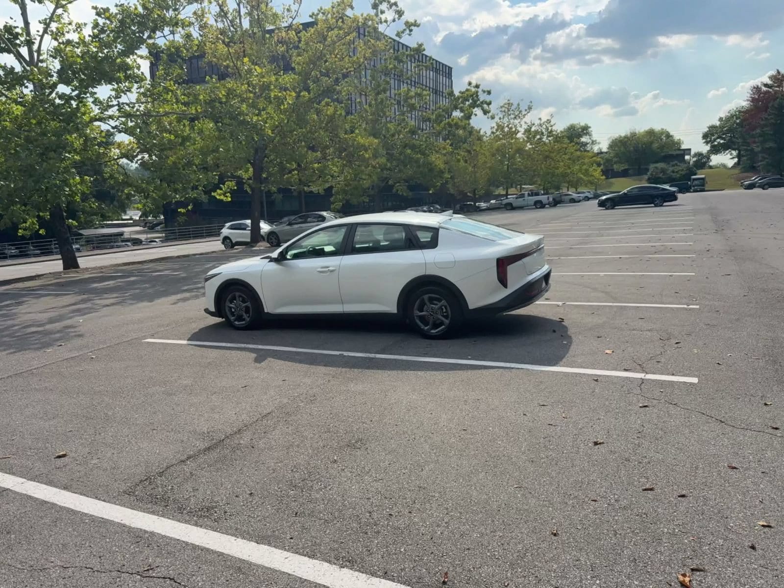 Thumbnail: 2025 Kia K4 - 9