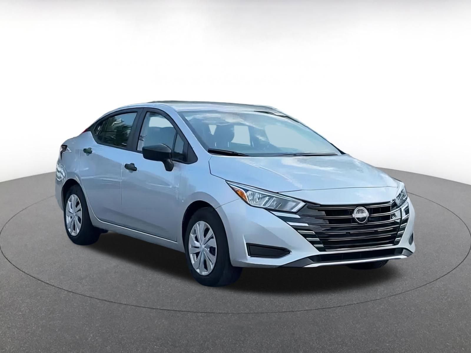 2024 Nissan Versa S 2
