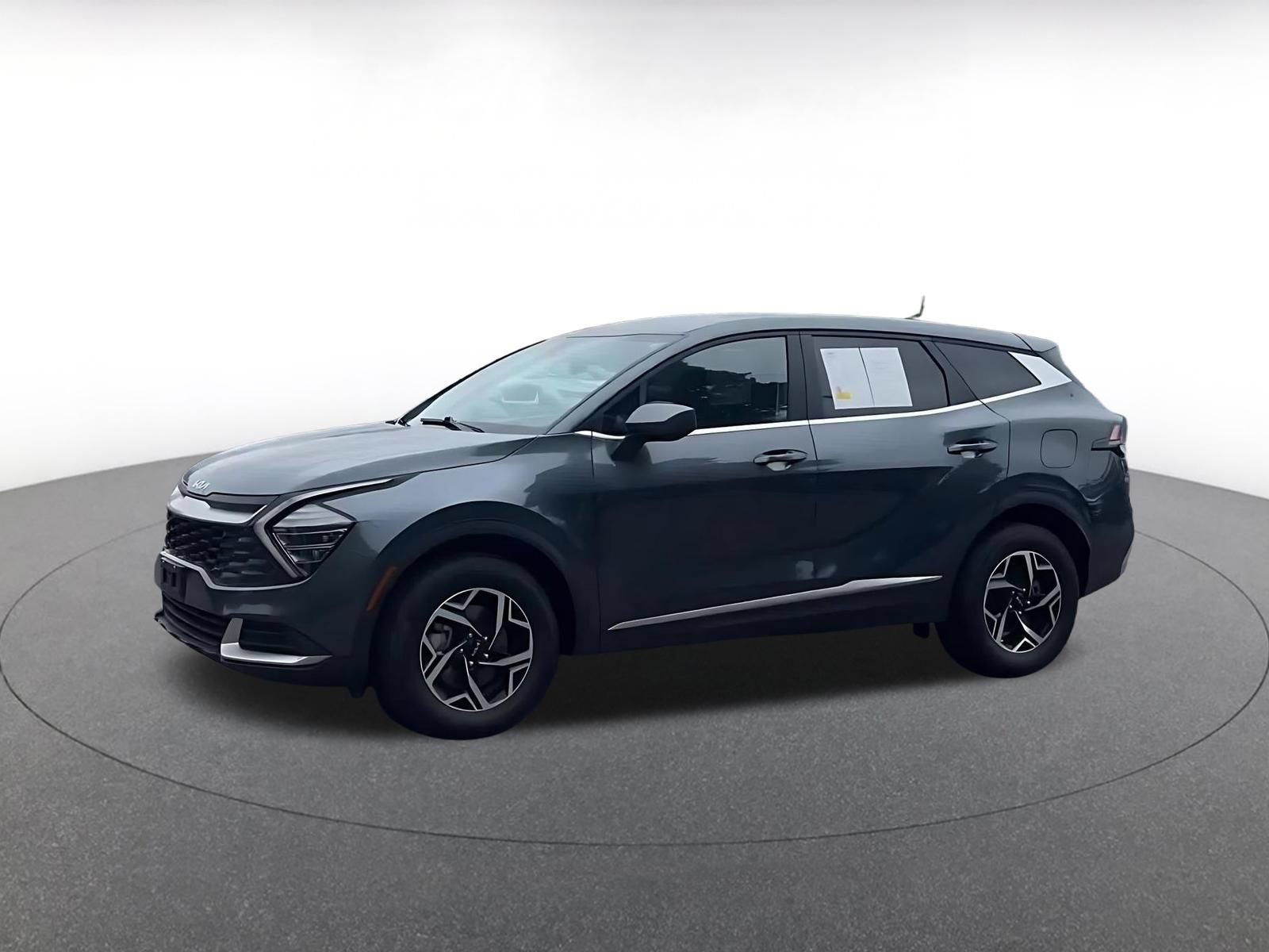 Thumbnail: 2024 Kia Sportage - 8