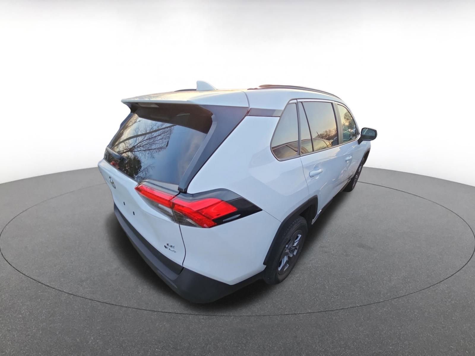 Thumbnail: 2025 Toyota RAV4 - 6