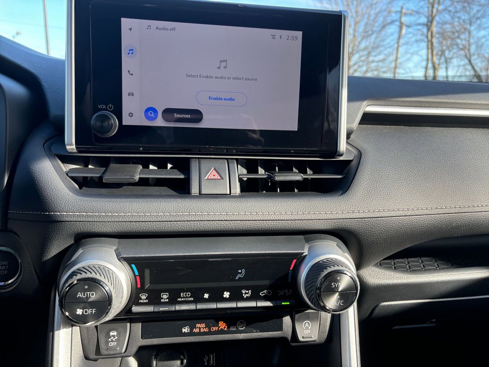 Thumbnail: 2025 Toyota RAV4 - 18