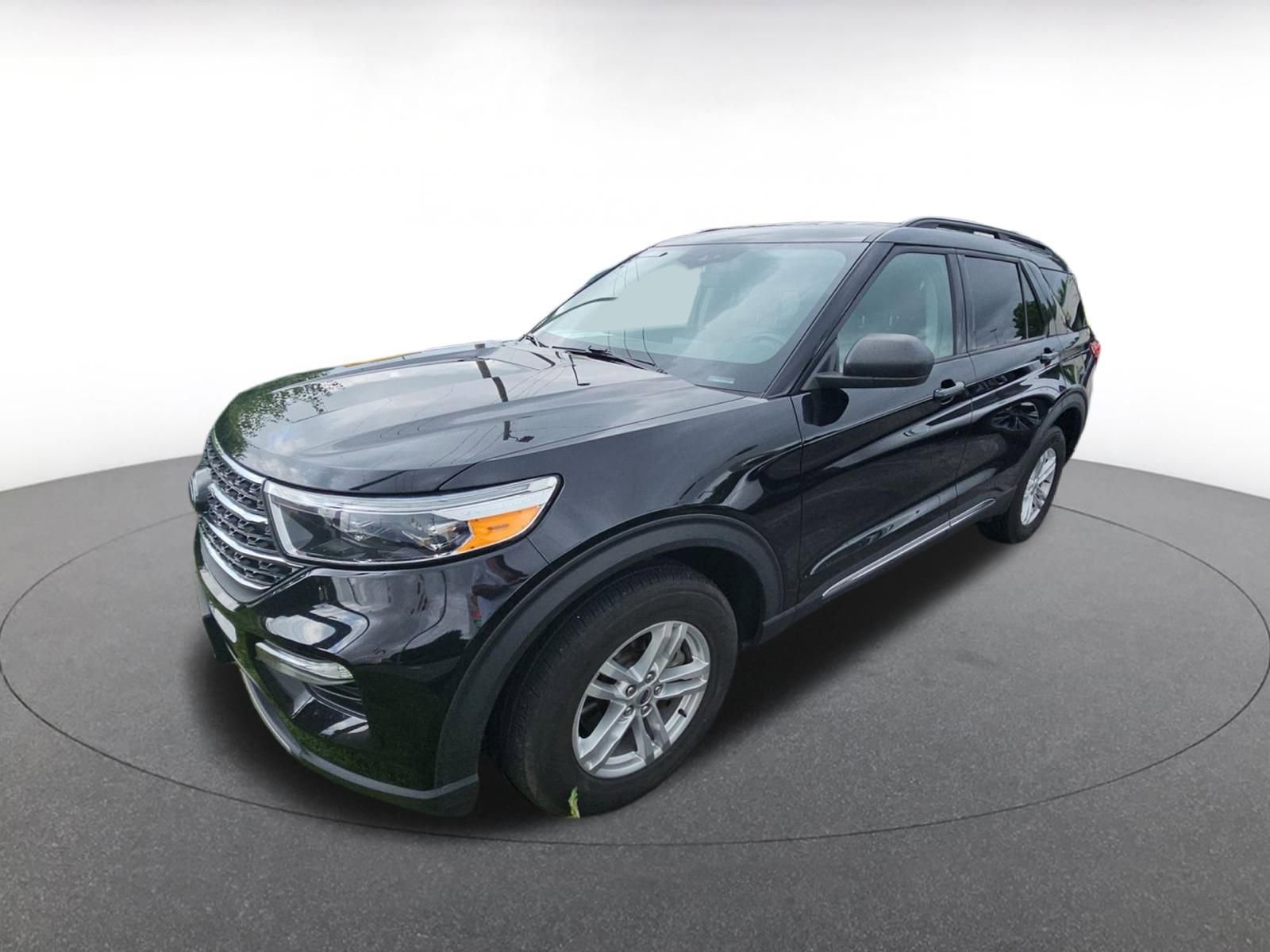 Thumbnail: 2023 Ford Explorer - 10
