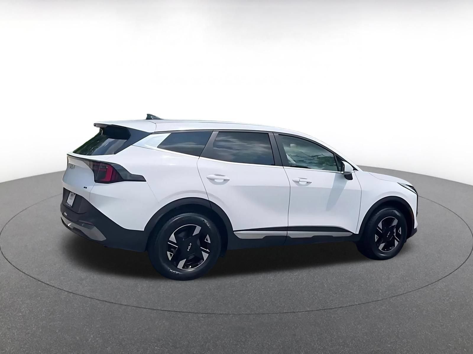 Thumbnail: 2026 Kia Sportage - 14