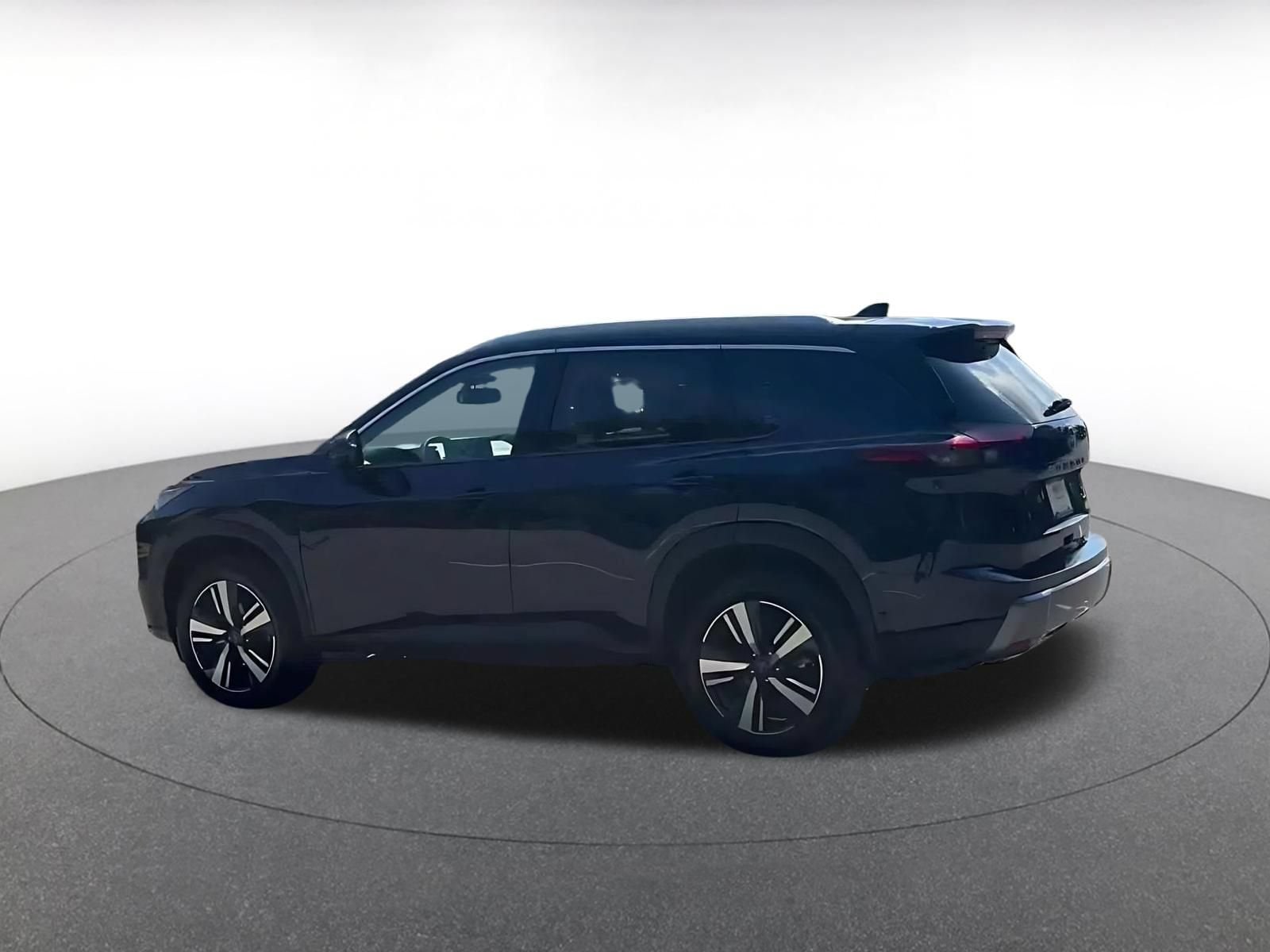 Thumbnail: 2026 Nissan Rogue - 10