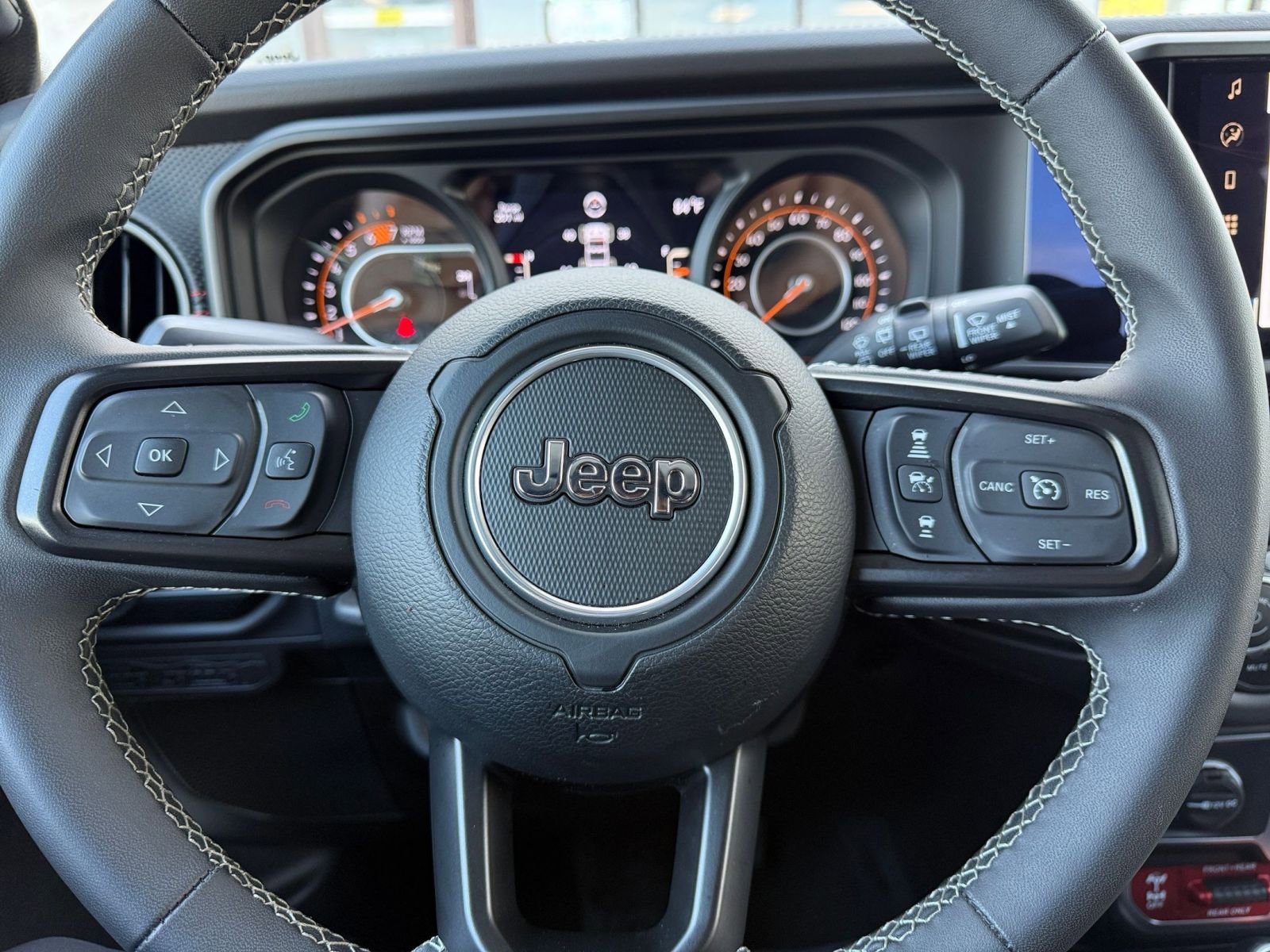 Thumbnail: 2025 Jeep Wrangler - 27