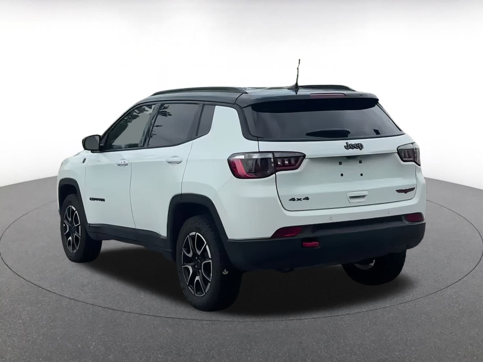 Thumbnail: 2025 Jeep Compass - 11