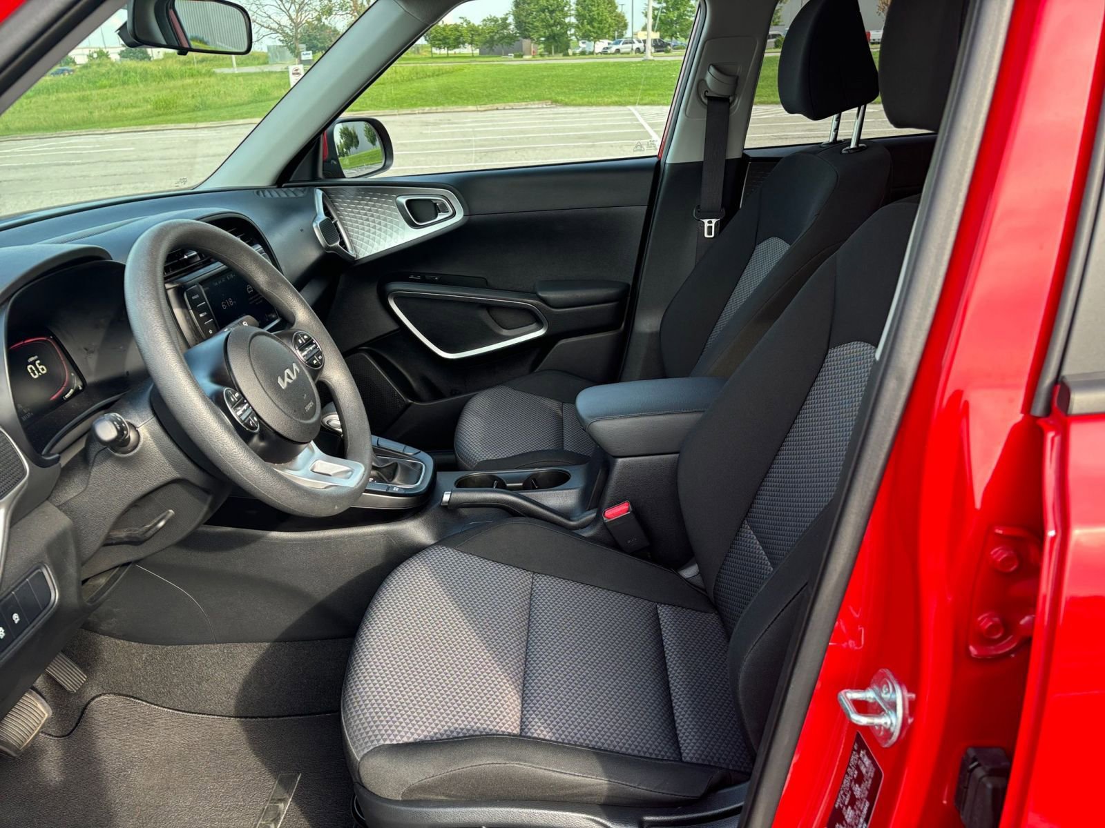 Thumbnail: 2024 Kia Soul - 26