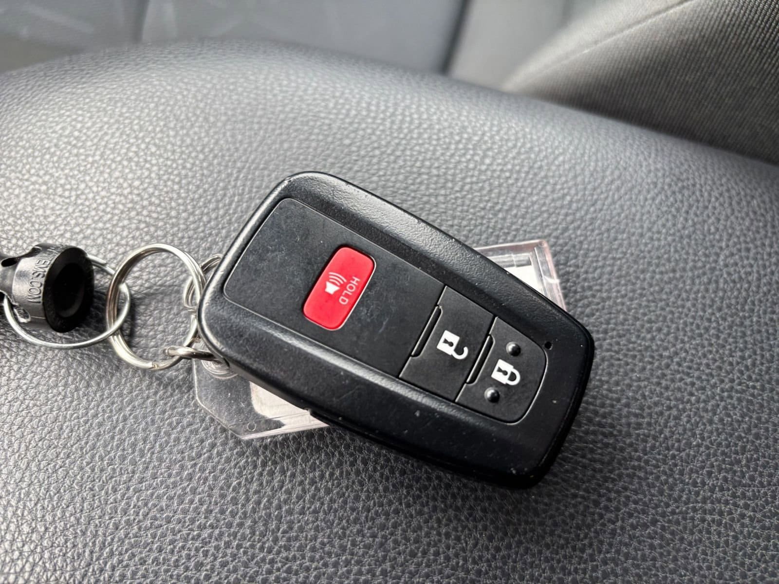 Thumbnail: 2025 Toyota RAV4 - 22