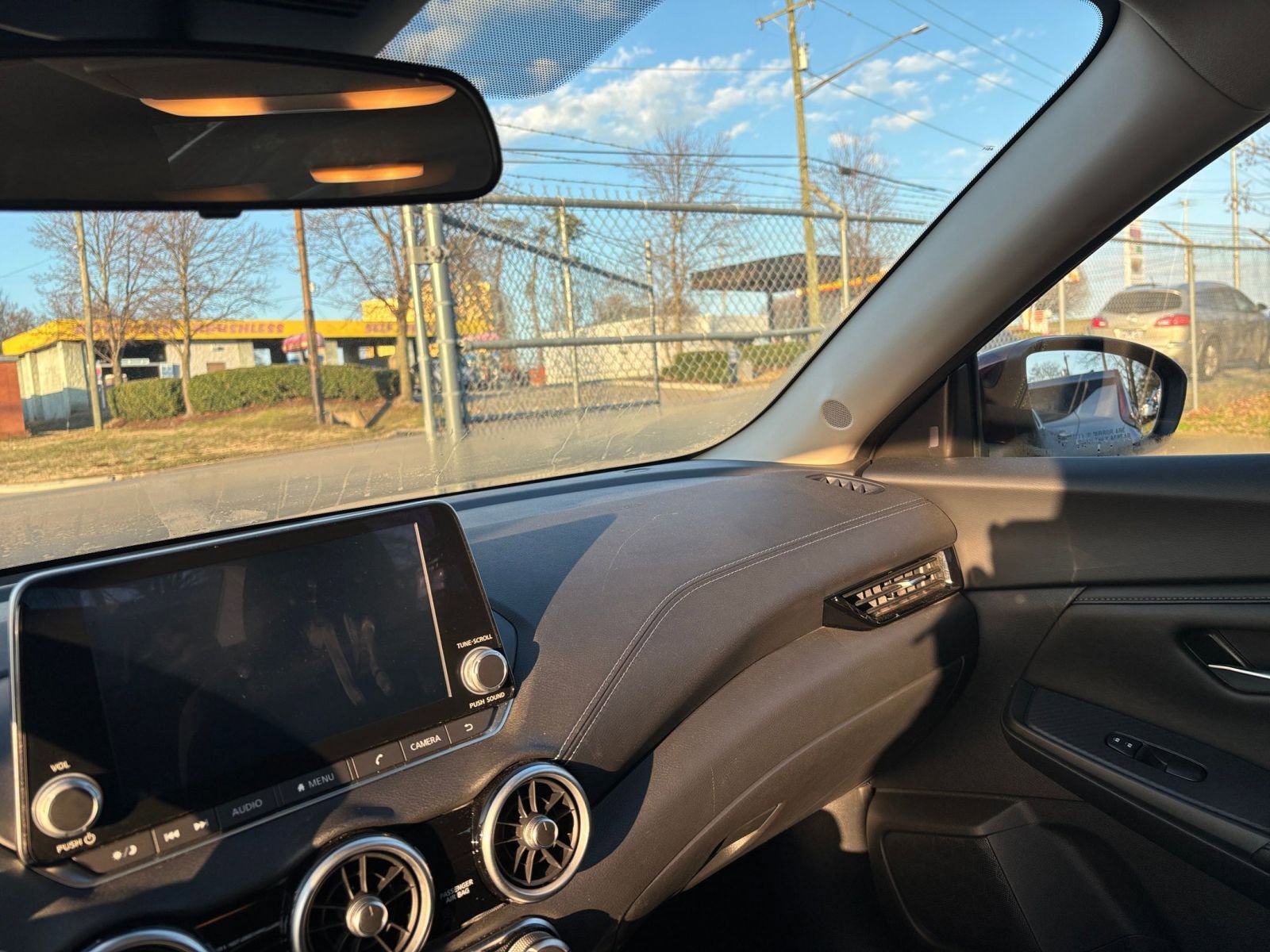 Thumbnail: 2025 Nissan Sentra - 33