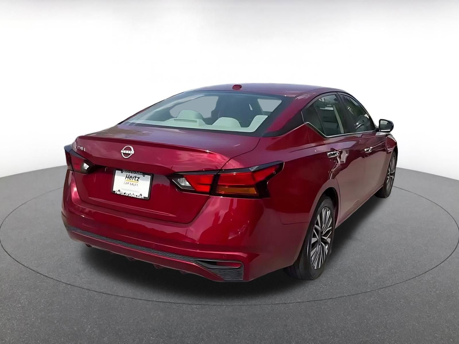 Thumbnail: 2025 Nissan Altima - 12