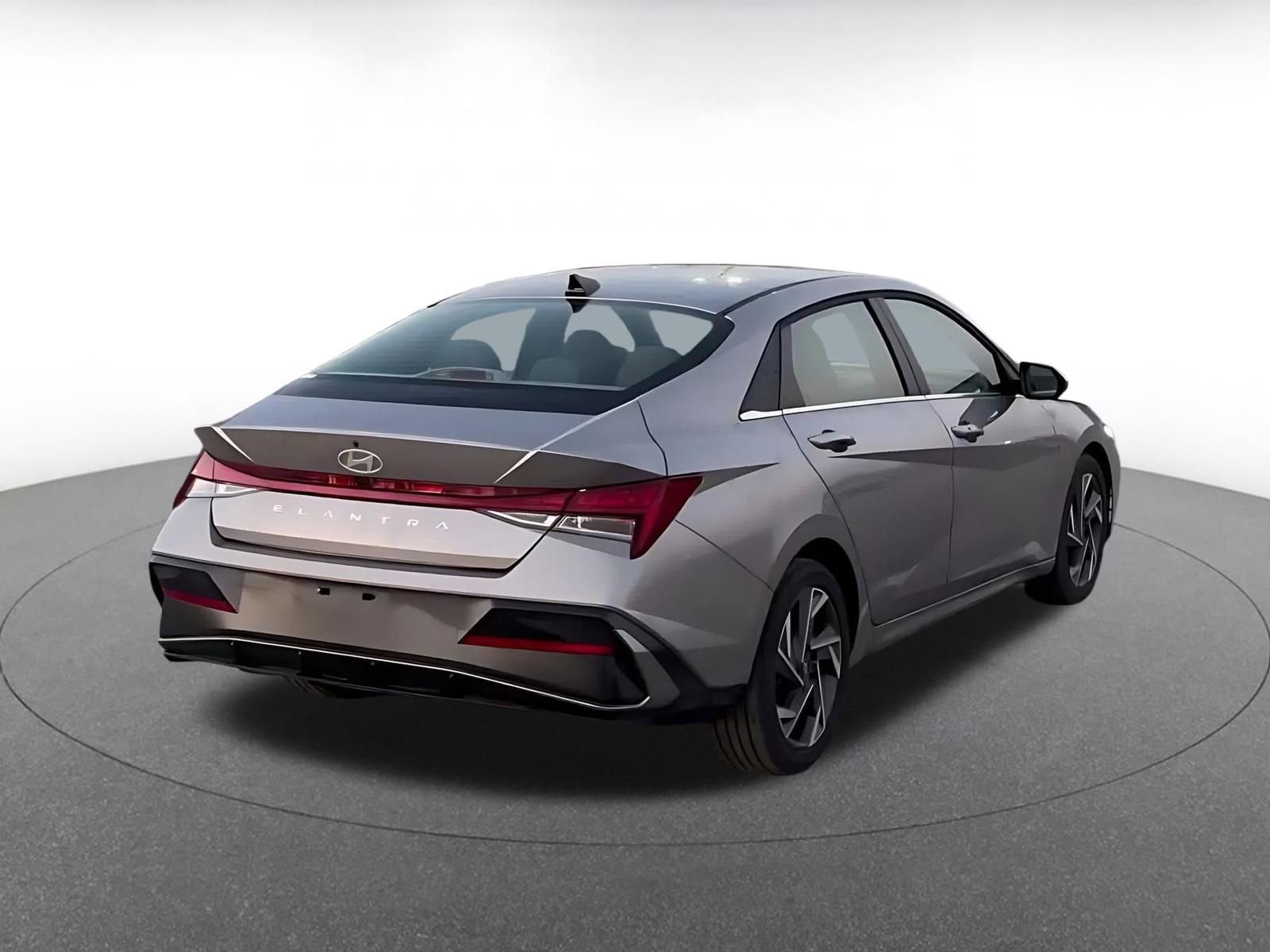 Thumbnail: 2025 Hyundai Elantra - 14