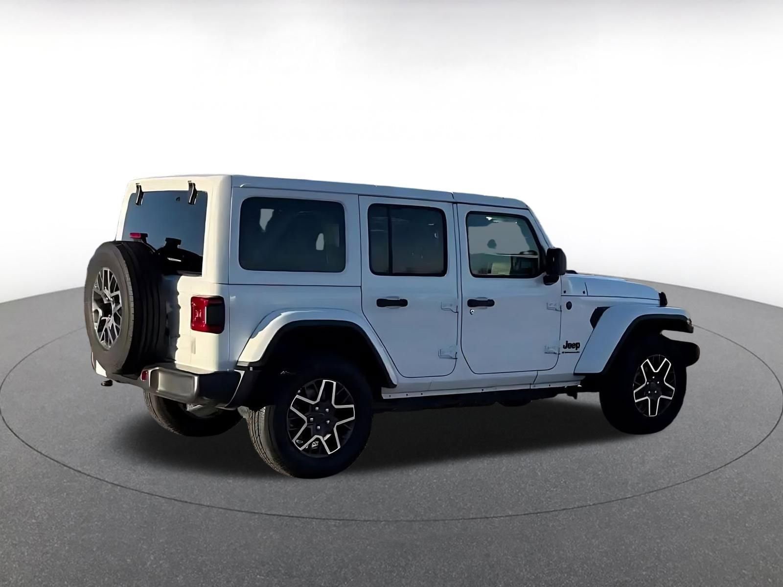 Thumbnail: 2025 Jeep Wrangler - 14