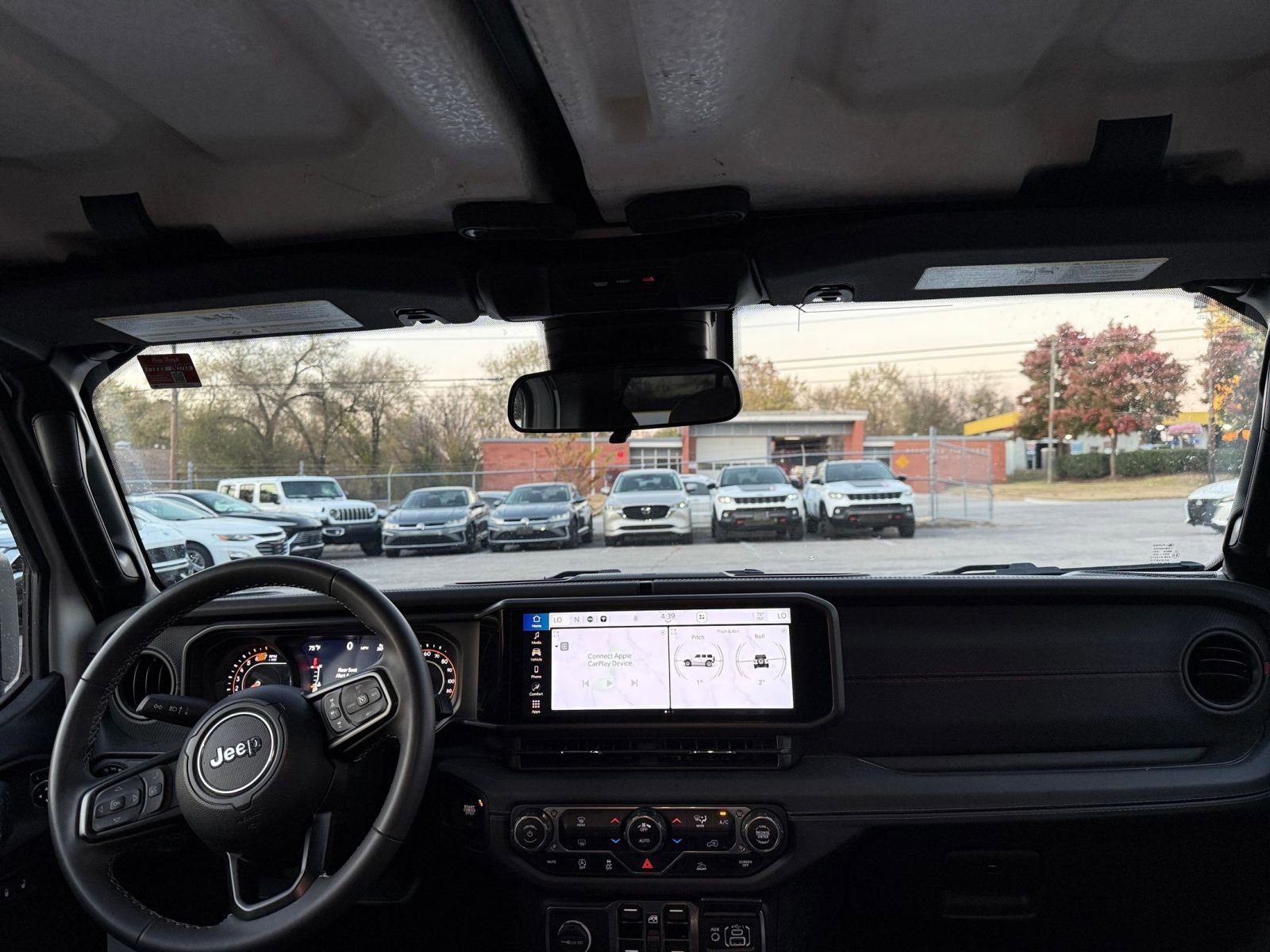 Thumbnail: 2025 Jeep Wrangler - 32