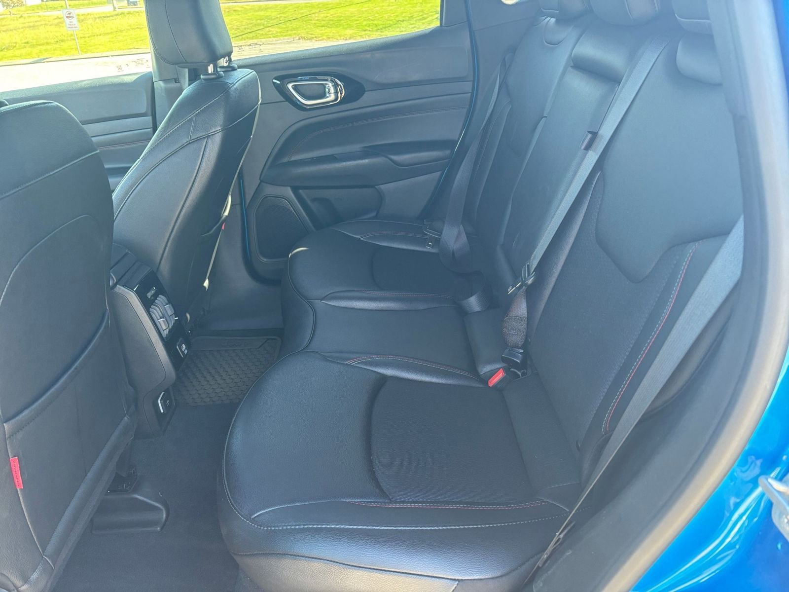 Thumbnail: 2025 Jeep Compass - 24