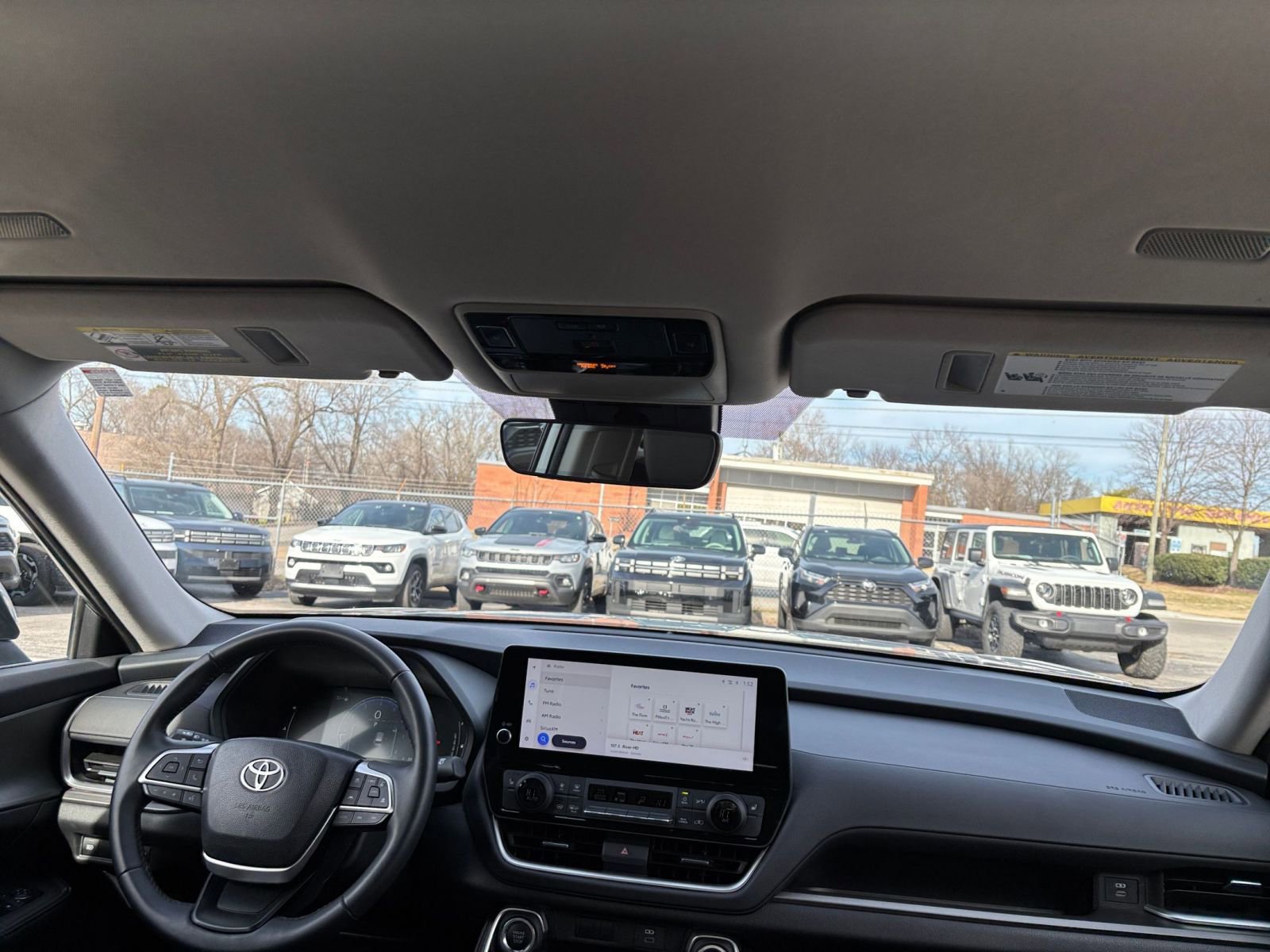 Thumbnail: 2025 Toyota Grand Highlander - 35