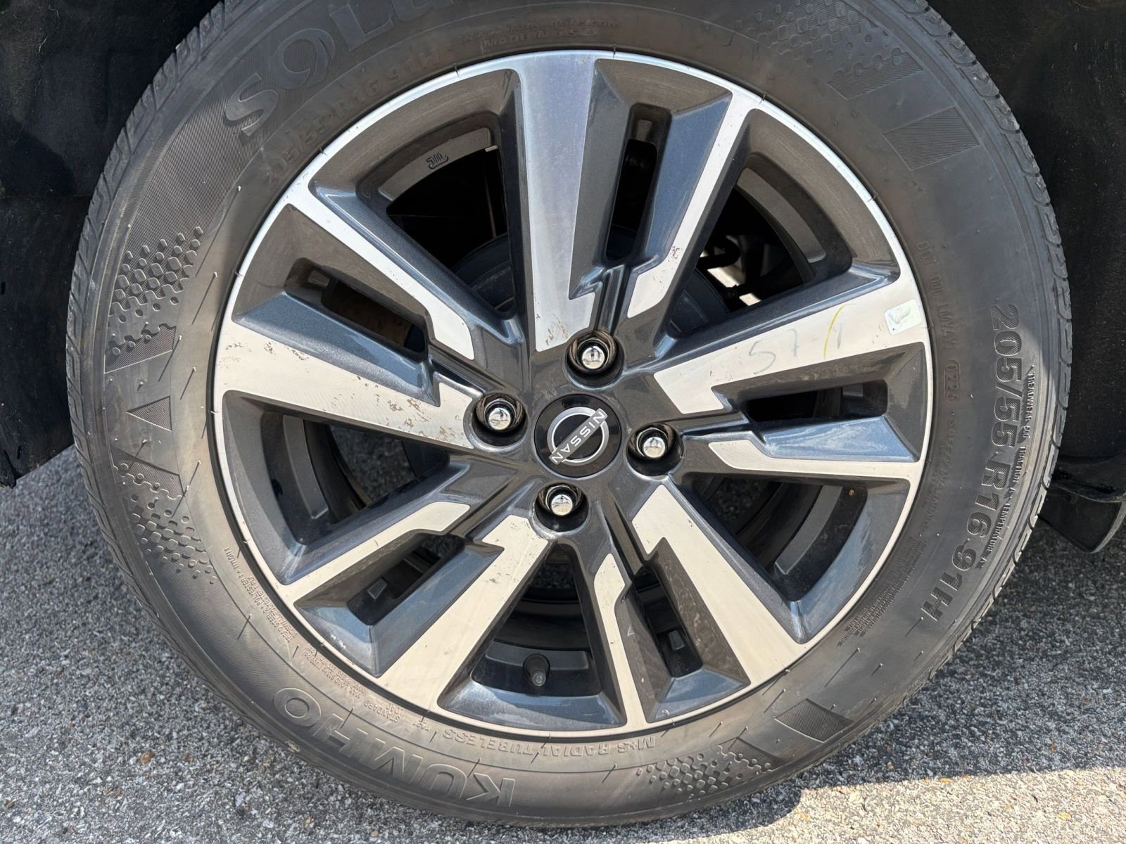 Thumbnail: 2025 Nissan Versa - 28