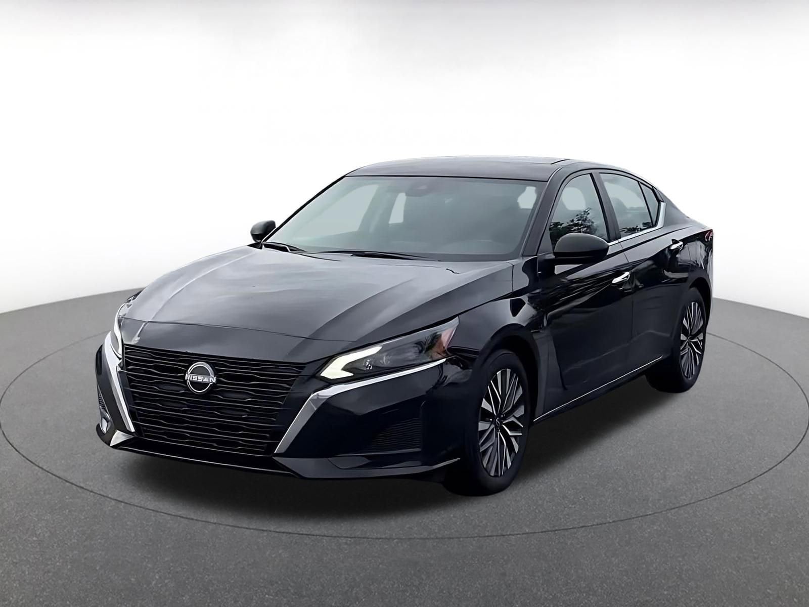 Thumbnail: 2025 Nissan Altima - 7