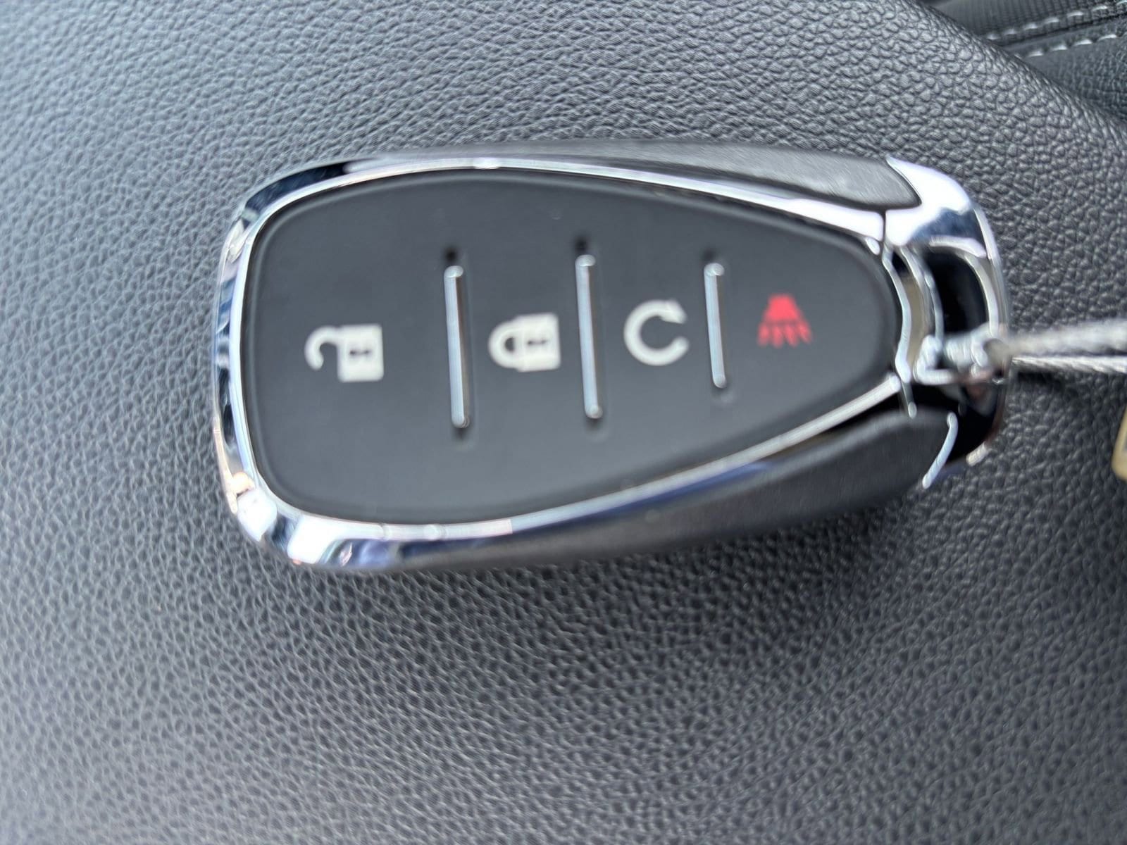 Thumbnail: 2025 Chevrolet Trax - 21