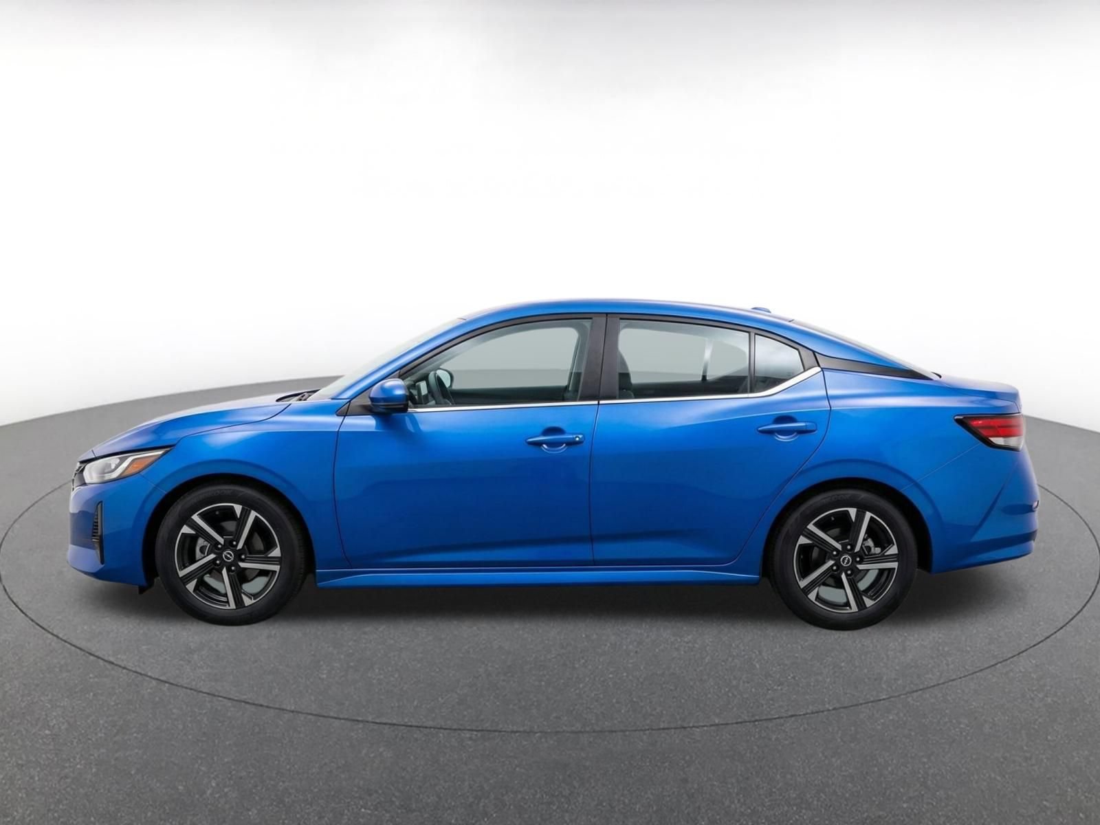 Thumbnail: 2025 Nissan Sentra - 3