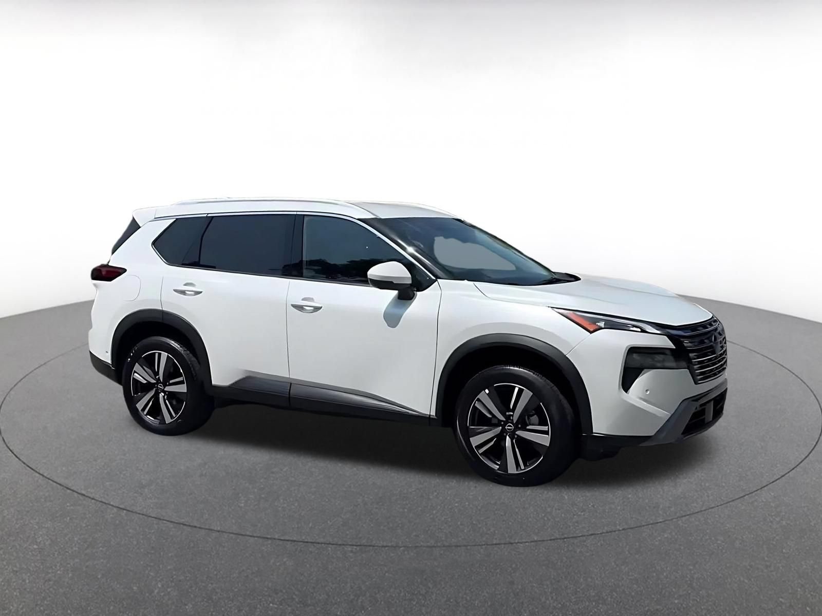 Thumbnail: 2026 Nissan Rogue - 2