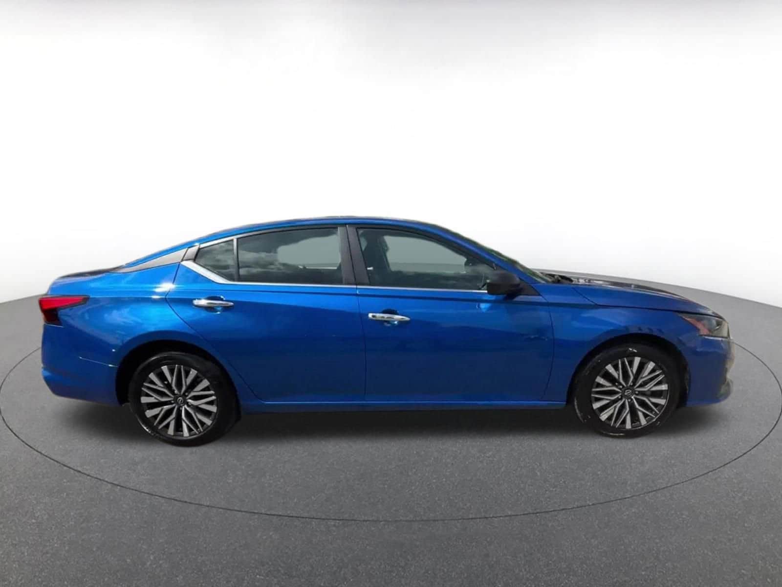 Thumbnail: 2025 Nissan Altima - 16