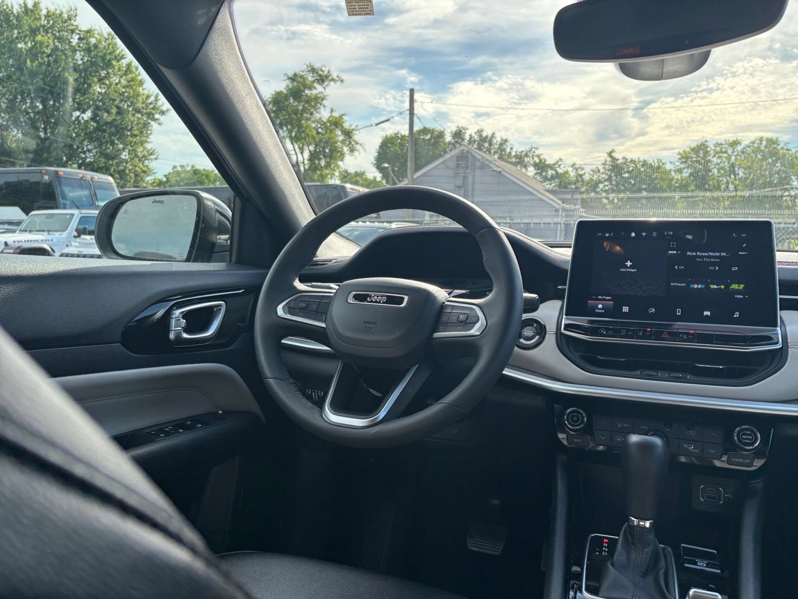 Thumbnail: 2025 Jeep Compass - 29