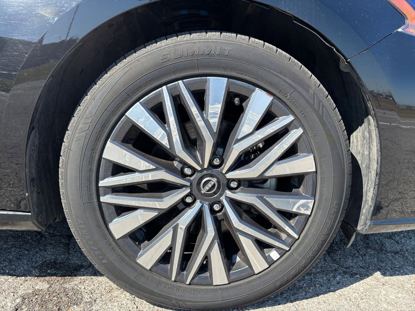 Thumbnail: 2025 Nissan Altima - 30